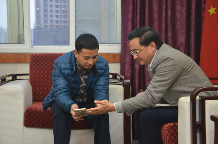 省残联党组书记、理事长毛大付会见乐山市政府副市长伍定一行
