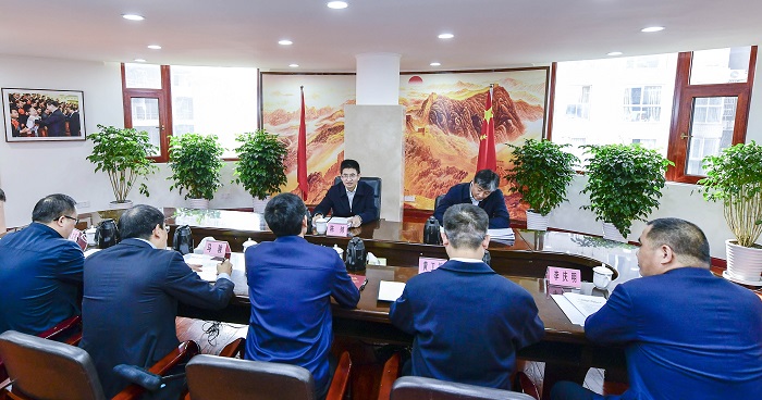 图：副省长陈炜在省残联调研残疾人工作