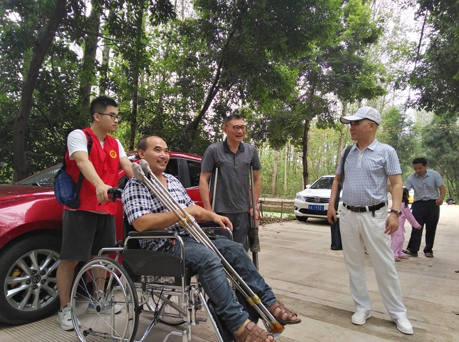图片：调研现场