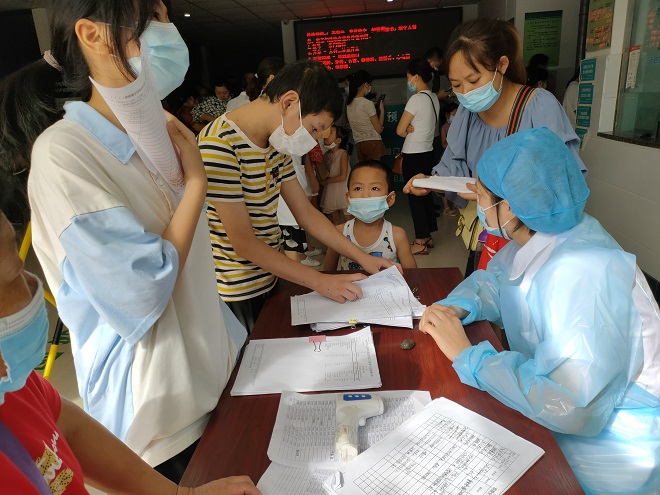 遂宁市开展第四次全国残疾预防日宣传活动现场（图二）